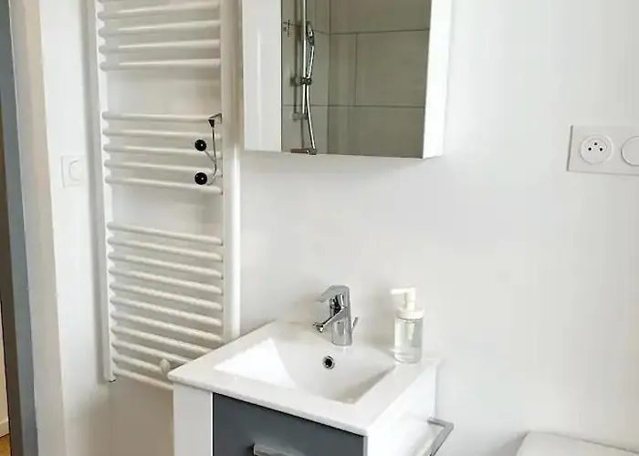 Rs-3 - F2 Au 3eme Etage A Pour 1-3 Pers * Mulhouse
